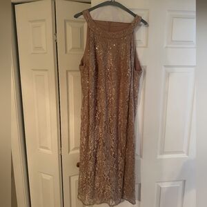 Roz & Ali Sleeveless Lace Midi Dress in Beige
